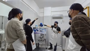 Curso de heladería artesanal en IFHA – práctica de elaboración