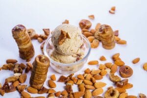 Helado artesanal en tonos caramelo: el gusto de dulce de leche