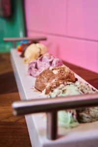 Bochas de helado artesanal de colores: PAC y POD, los números del azúcar